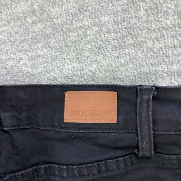 Judy Blue Black With Leopard Print Skinny Fit Jeans Sz. 3/26 - Picture 5 of 7